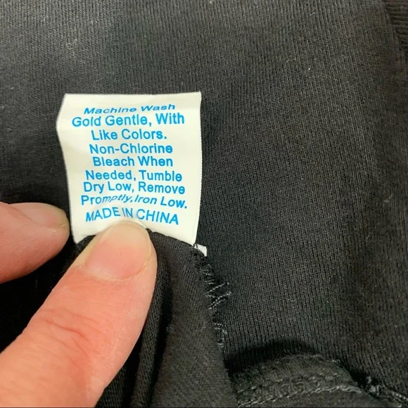 Shein Leopard Print Heart Graphic Tshirt - Picture 5 of 6